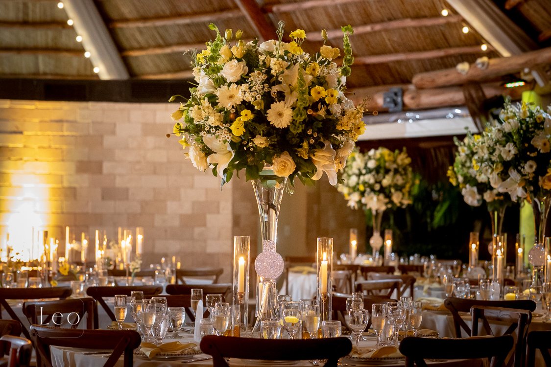 Longan's Place reception dining detail