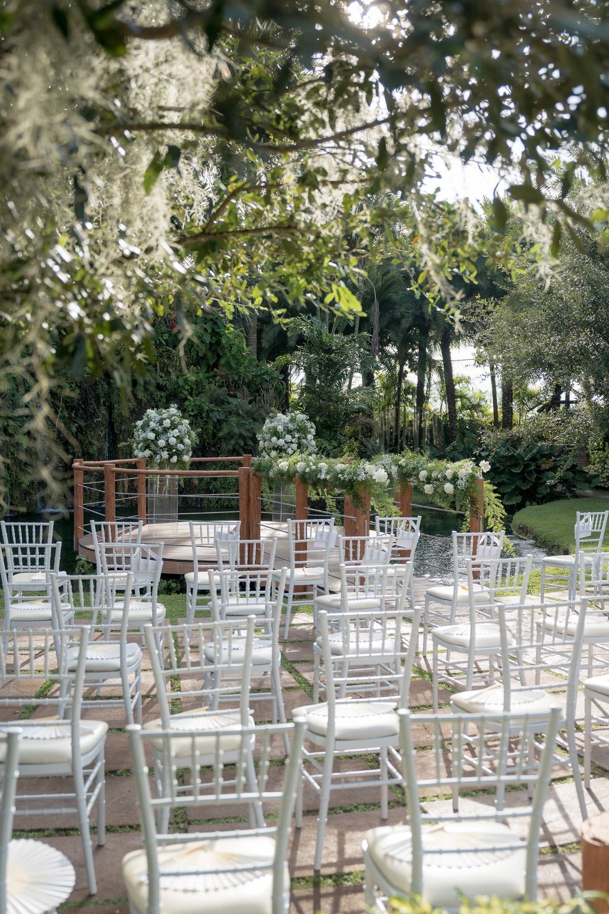 Outdoor ceremony seating in the garden